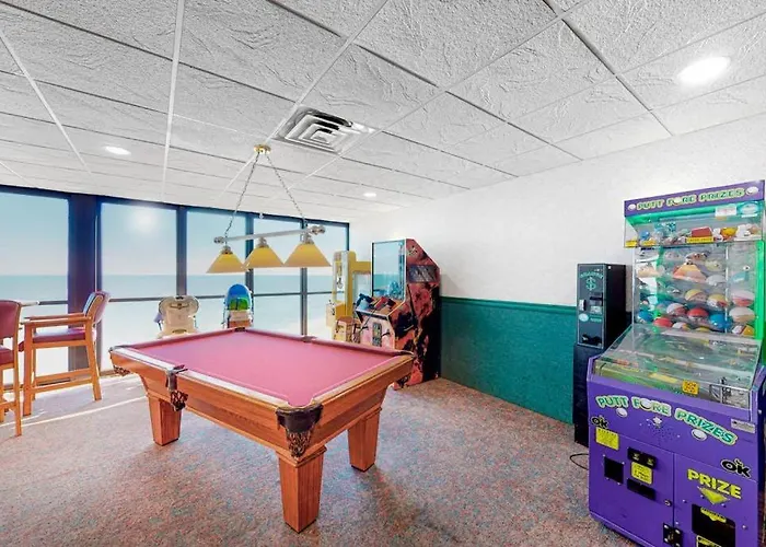 Beachfront With Small Balcony Ac Pools Gym Game & Sauna Ocean City
