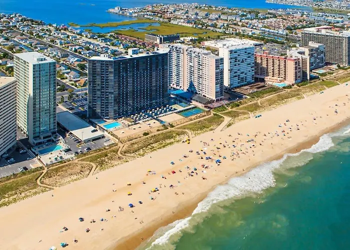 Beachfront With Small Balcony Ac Pools Gym Game & Sauna Ocean City